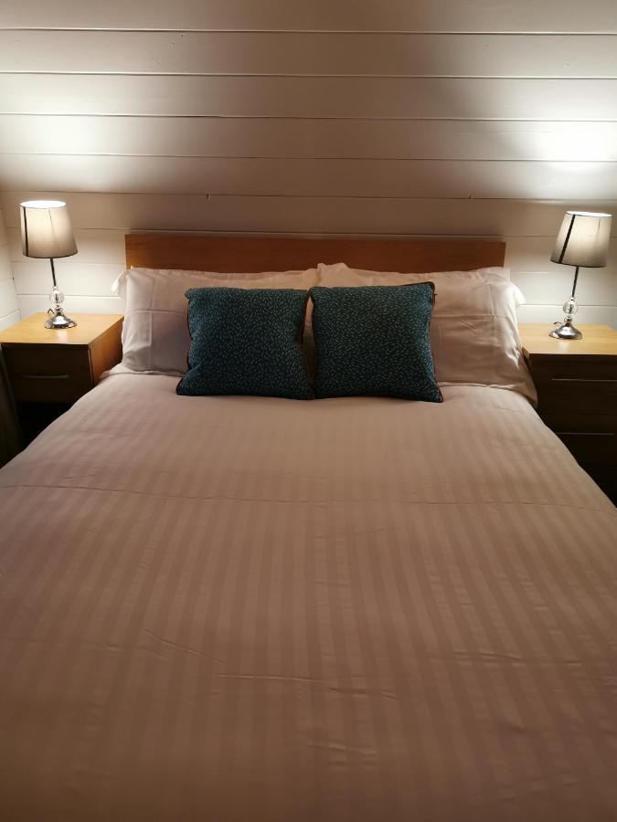 Westport Country Chalets Ngoại thất bức ảnh